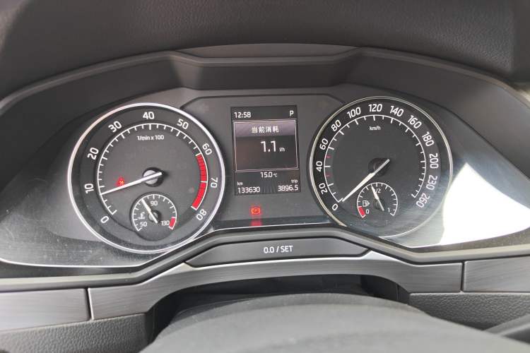 Used Skoda Superb 2016 TSI330 DSG Innovation Edition Instrument Cluster