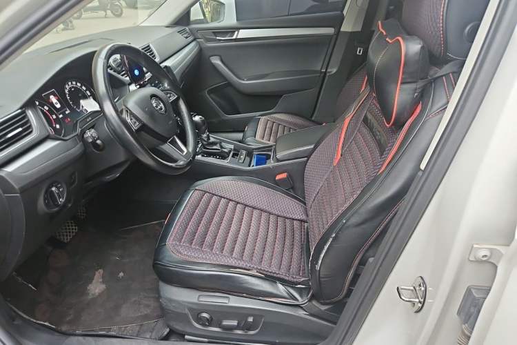 Used Skoda Superb 2016 TSI280 DSG Advanced Edition Left Front Seat