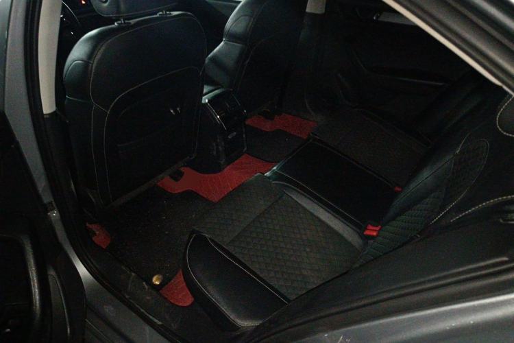 Used Skoda Superb 2016 TSI330 DSG Innovation Edition Left Rear Seat