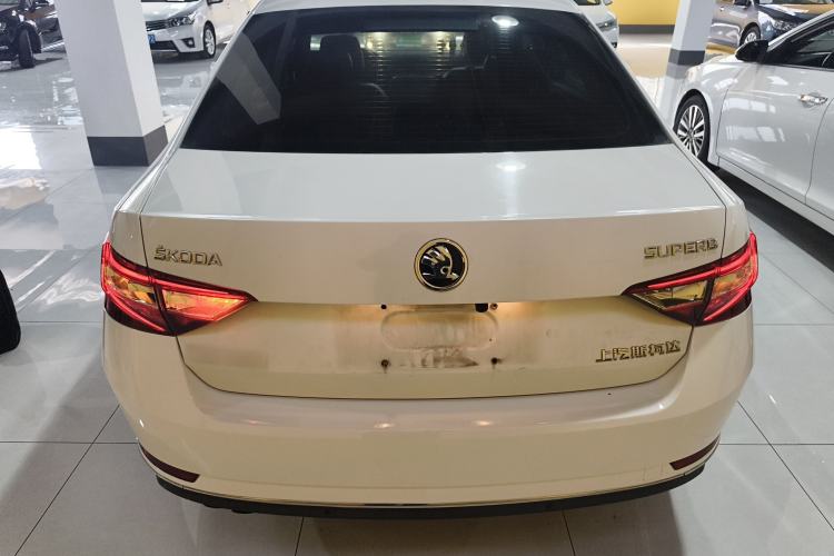 Used Skoda Superb 2016 TSI280 DSG Innovation Edition Rear