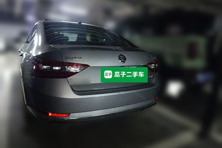 Used Skoda Superb 2016 TSI330 DSG Innovation Edition Rear Left 45 Deg