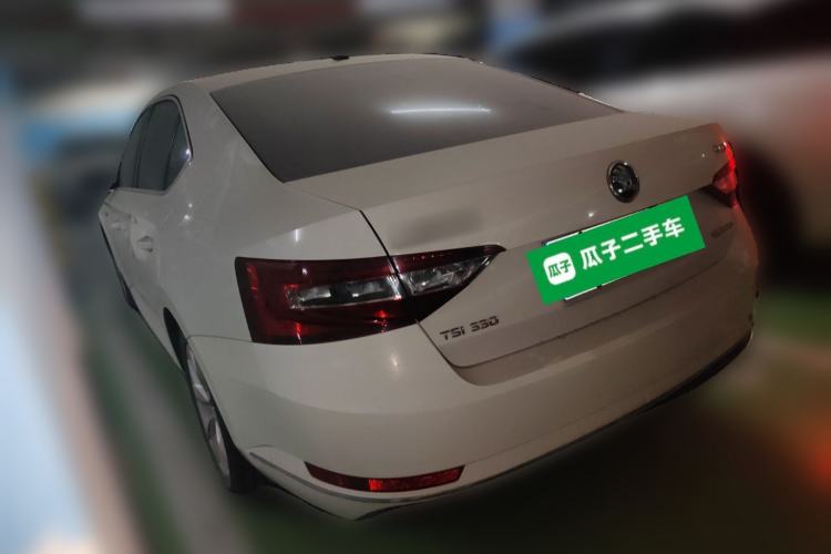 Used Skoda Superb 2016 TSI330 DSG Innovation Edition Rear Left 45 Deg