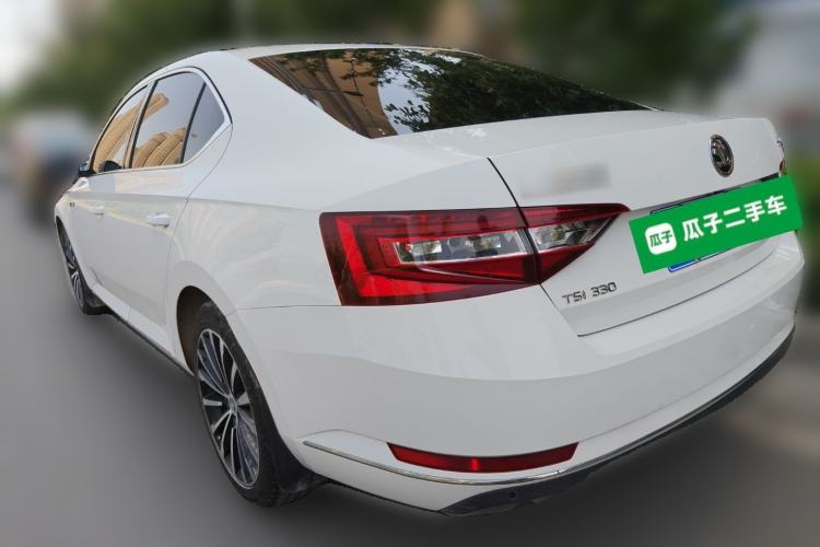 Used Skoda Superb 2016 TSI330 DSG Innovation Edition Rear Left 45 Deg