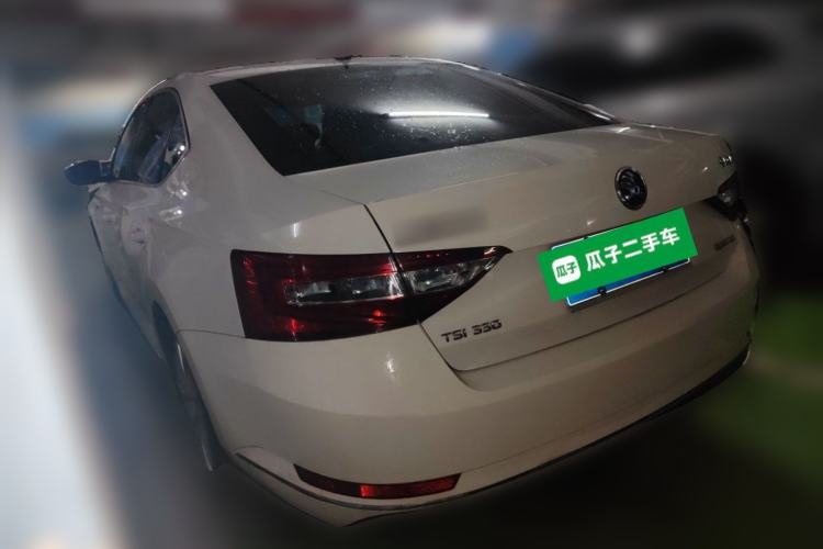Used Skoda Superb 2016 TSI330 DSG Innovation Edition Rear Left 45 Deg