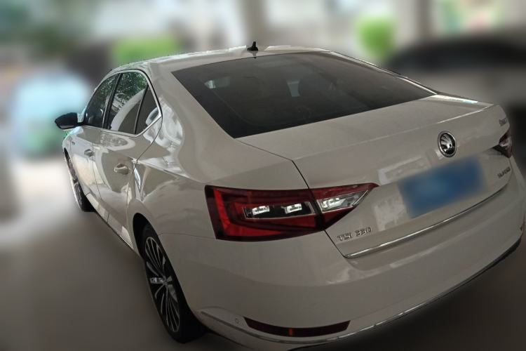 Used Skoda Superb 2016 TSI330 DSG Smart Drive Edition Rear Left 45 Deg