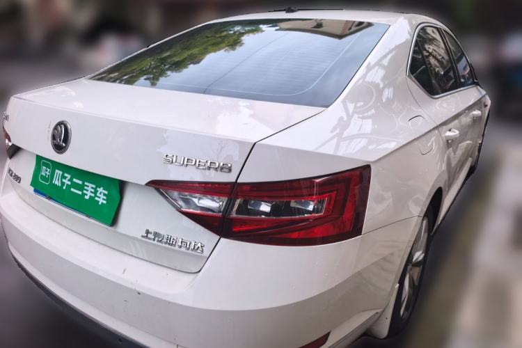 Used Skoda Superb 2016 TSI280 DSG Innovation Edition Rear Right 45 Deg