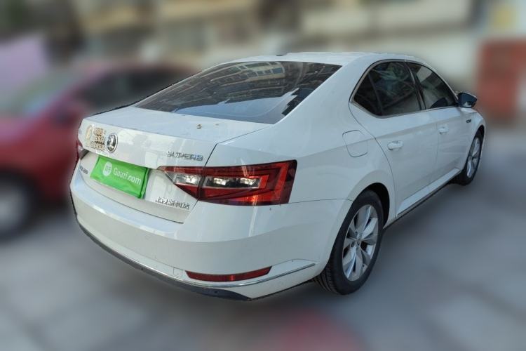 Used Skoda Superb 2016 TSI280 DSG Innovation Edition Rear Right 45 Deg