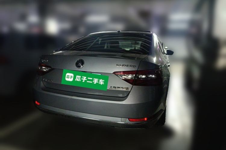 Used Skoda Superb 2016 TSI330 DSG Innovation Edition Rear Right 45 Deg