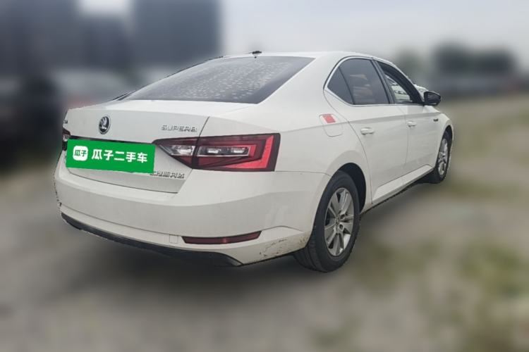 Used Skoda Superb 2016 TSI280 Manual Front-Drive Version Rear Right 45 Deg