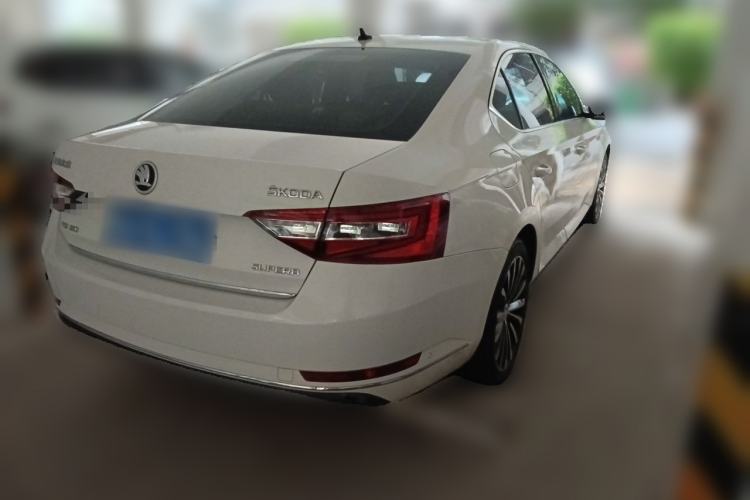 Used Skoda Superb 2016 TSI330 DSG Smart Drive Edition Rear Right 45 Deg