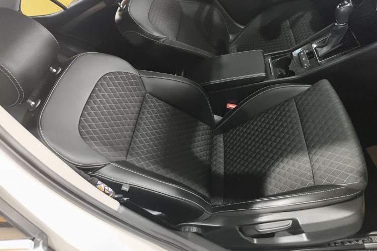 Used Skoda Superb 2016 TSI280 DSG Innovation Edition Right Front Seat