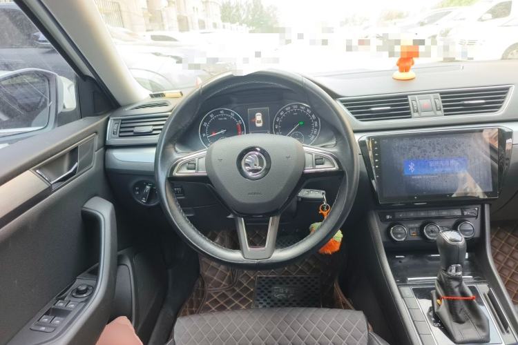Used Skoda Superb 2016 TSI280 DSG Innovation Edition Steering Wheel