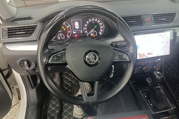 Used Skoda Superb 2016 TSI280 DSG Innovation Edition Steering Wheel