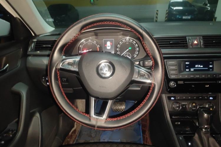 Used Skoda Superb 2016 TSI330 DSG Innovation Edition Steering Wheel