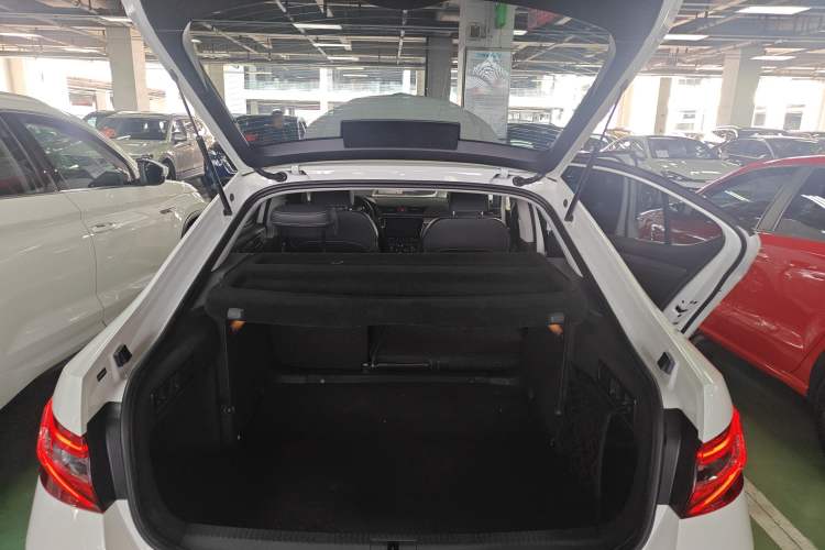 Used Skoda Superb 2016 TSI280 DSG Innovation Edition Trunk