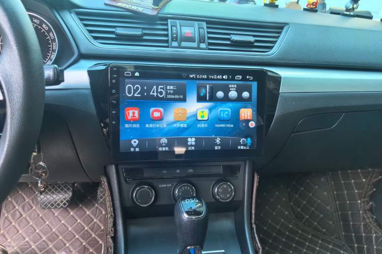 Used Skoda Superb 2016 TSI280 DSG Advanced Edition Audio And AC Panel