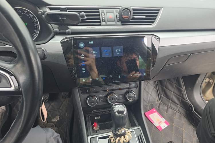 Used Skoda Superb 2016 TSI330 DSG Innovation Edition Audio And AC Panel
