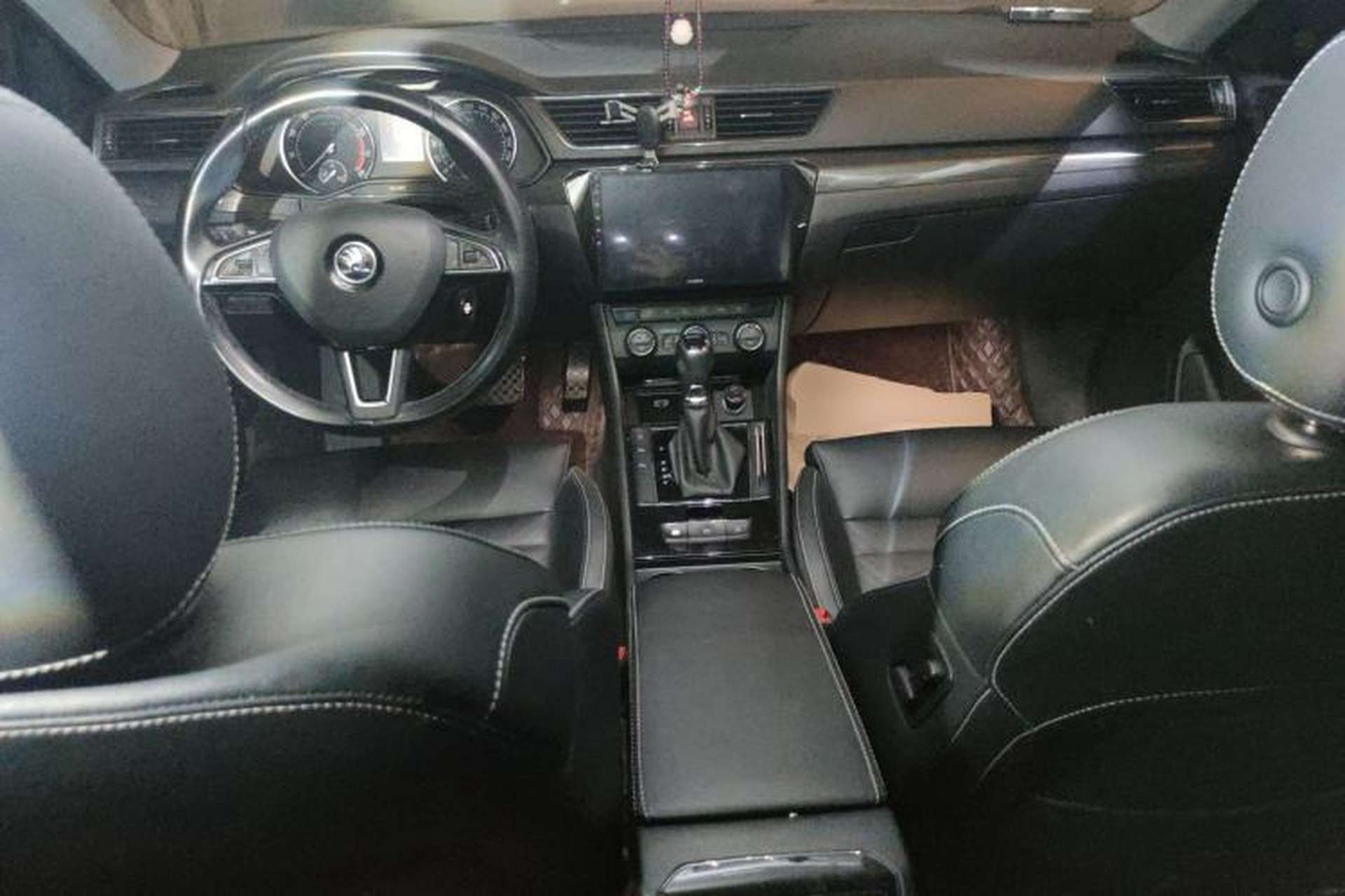 Used Skoda Superb 2016 TSI330 DSG Smart Drive Edition Center Console