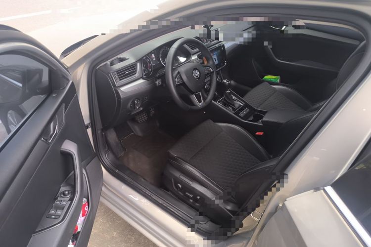 Used Skoda Superb 2016 TSI330 DSG Innovation Edition Driver Seat