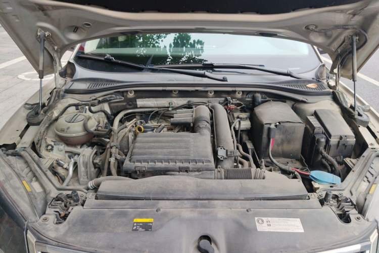 Used Skoda Superb 2016 TSI280 DSG Innovation Edition Engine Bay