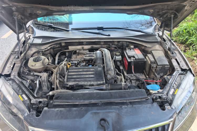 Used Skoda Superb 2016 TSI280 DSG Advanced Edition Engine Bay
