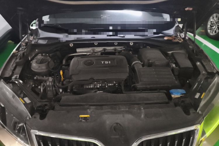 Used Skoda Superb 2016 TSI330 DSG Innovation Edition Engine Bay