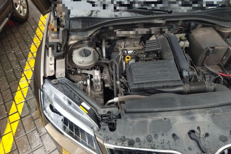 Used Skoda Superb 2016 TSI280 DSG Innovation Edition Engine Bay Right