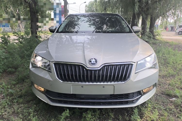 Used Skoda Superb 2016 TSI330 DSG Innovation Edition Front