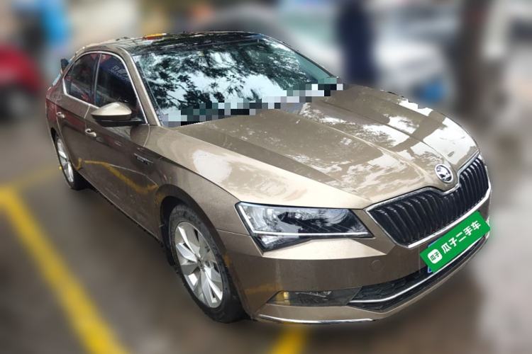 Used Skoda Superb 2016 TSI280 DSG Innovation Edition Front Right 45 Deg