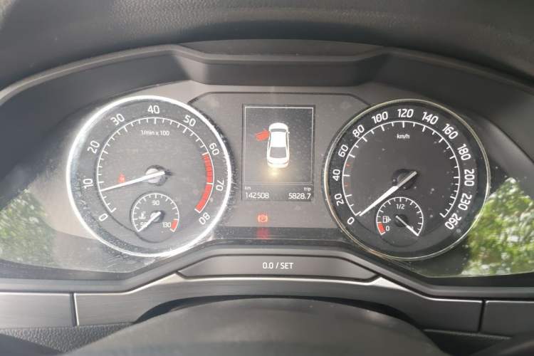 Used Skoda Superb 2016 TSI280 DSG Innovation Edition Instrument Cluster