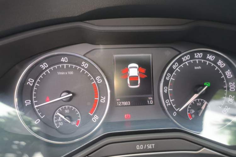 Used Skoda Superb 2016 TSI330 DSG Innovation Edition Instrument Cluster