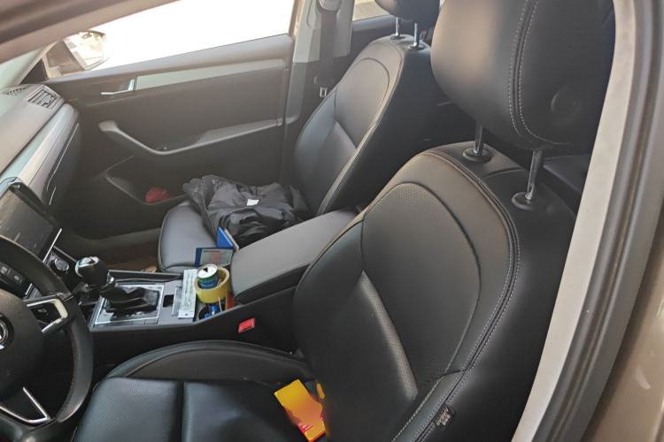 Used Skoda Superb 2016 TSI280 DSG Advanced Edition Left Front Seat