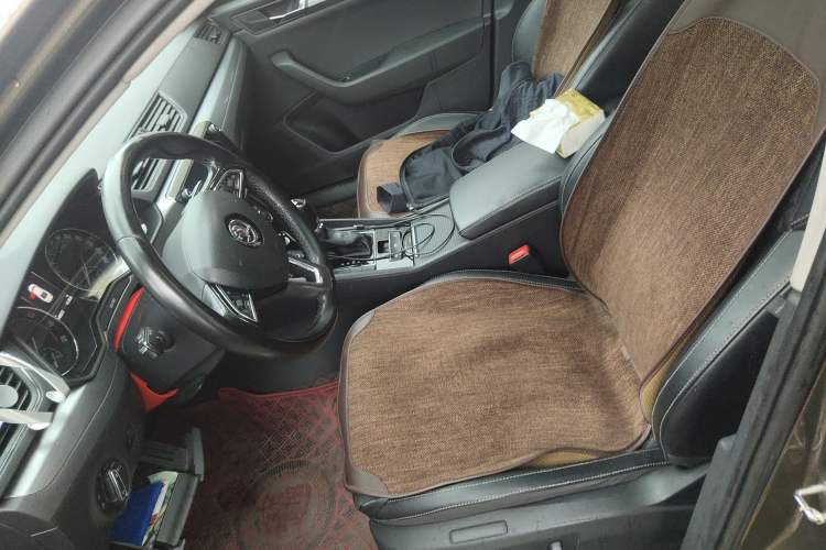 Used Skoda Superb 2016 TSI280 DSG Innovation Edition Left Front Seat
