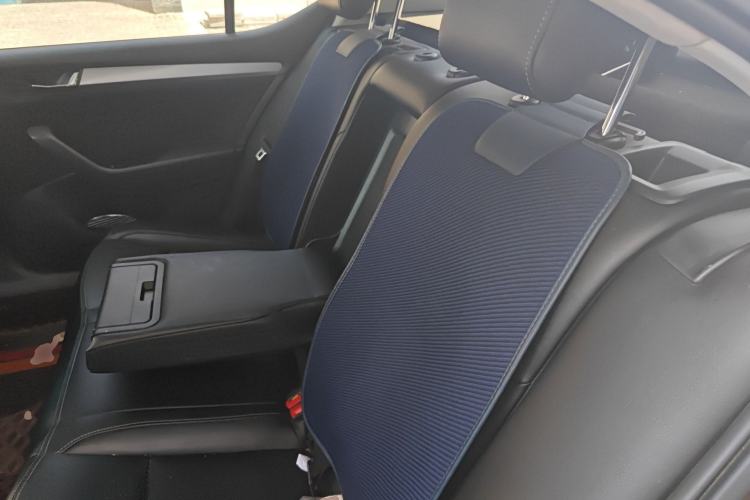 Used Skoda Superb 2016 TSI280 DSG Advanced Edition Left Rear Seat