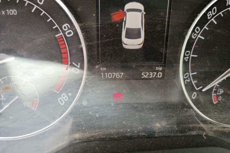Used Skoda Superb 2016 TSI280 DSG Innovation Edition Odometer Close Up