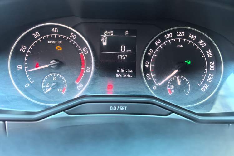 Used Skoda Superb 2016 TSI280 DSG Advanced Edition Odometer Close Up