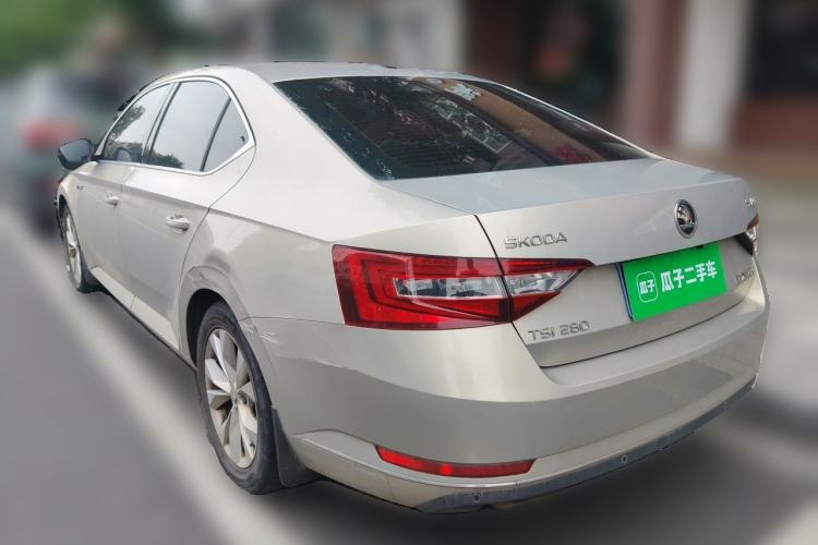 Used Skoda Superb 2016 TSI280 DSG Innovation Edition Rear Left 45 Deg
