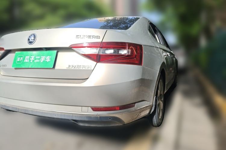 Used Skoda Superb 2016 TSI280 DSG Innovation Edition Rear Right 45 Deg