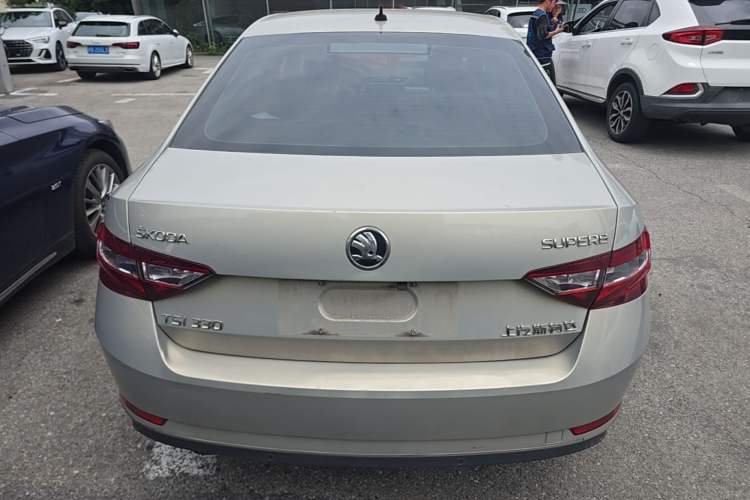 Used Skoda Superb 2016 TSI330 DSG Innovation Edition Rear
