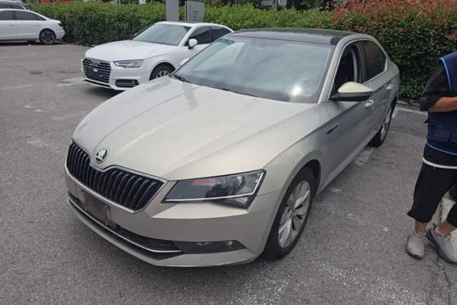 Used Skoda Superb 2016 TSI330 DSG Innovation Edition