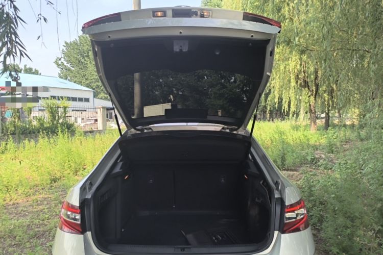 Used Skoda Superb 2016 TSI330 DSG Innovation Edition Trunk