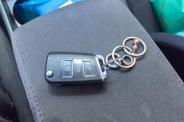 Used Skoda Superb 2016 TSI280 DSG Advanced Edition Vehicle Key