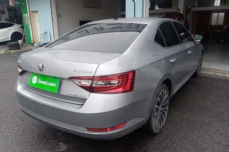 Used Skoda Superb 2017 TSI280 DSG Champion Edition Rear Right 45 Deg