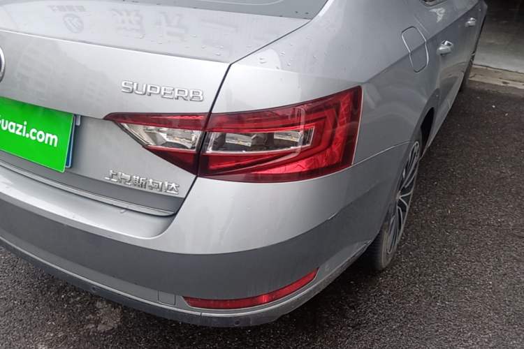 Used Skoda Superb 2017 TSI280 DSG Champion Edition Right Rear Taillight