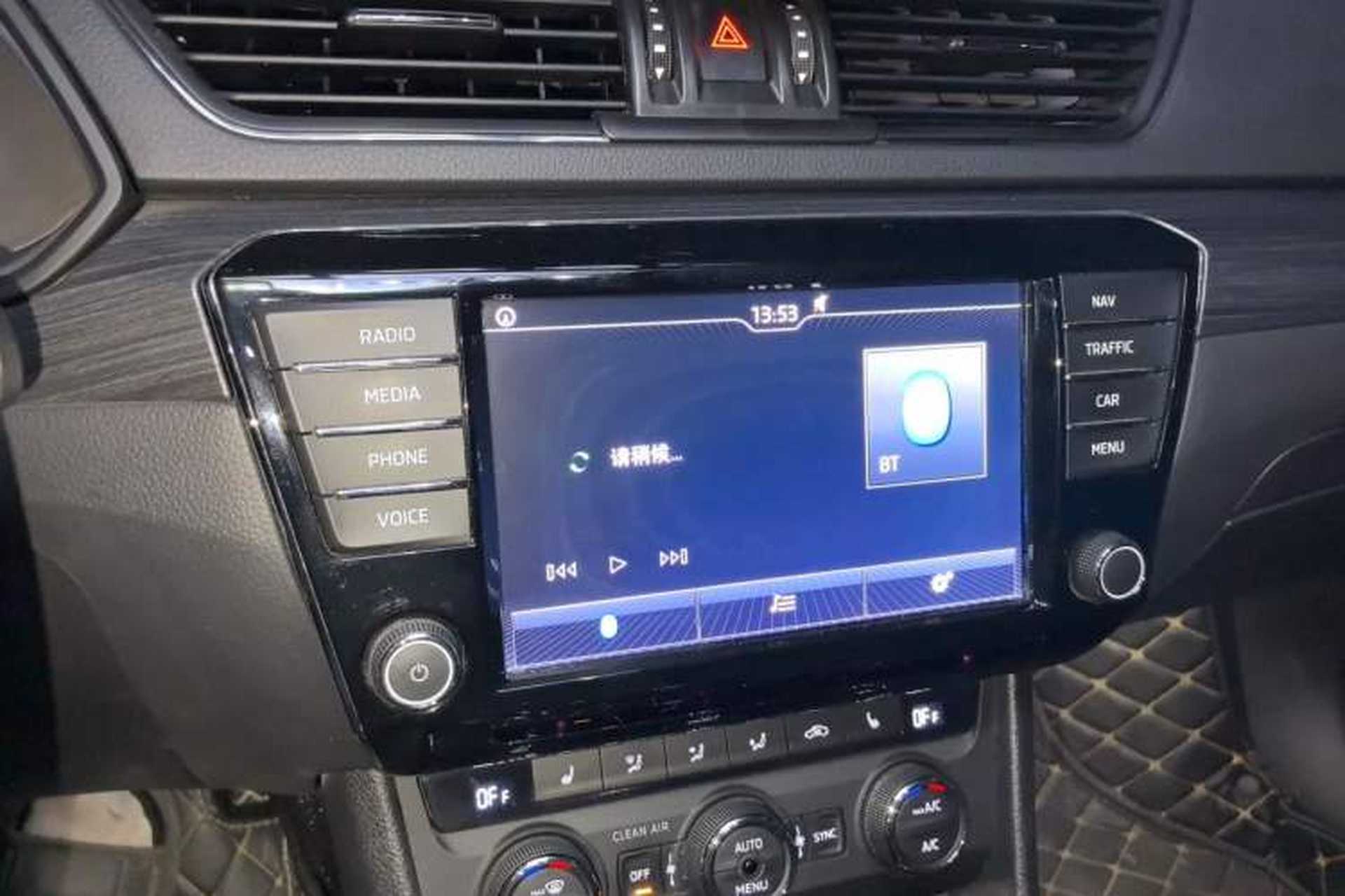 Used Skoda Superb 2017 TSI280 DSG Champion Edition Audio And AC Panel