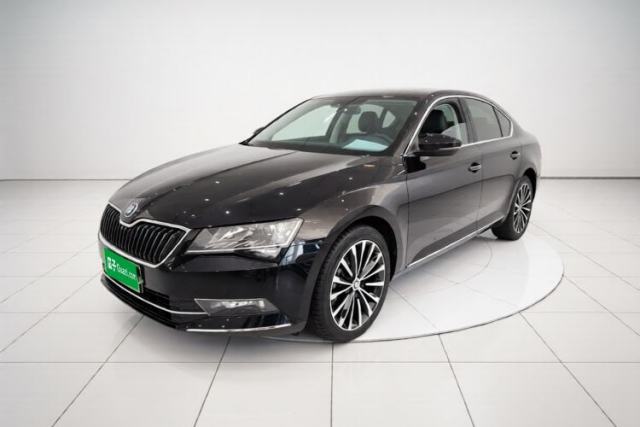 Skoda Superb 2018 TSI280 DSG Comfort Edition China V Standard usado