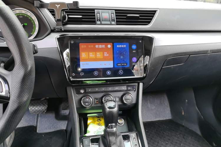 Used Skoda Superb 2018 TSI330 DSG Comfort Edition China VI Standard Audio And AC Panel