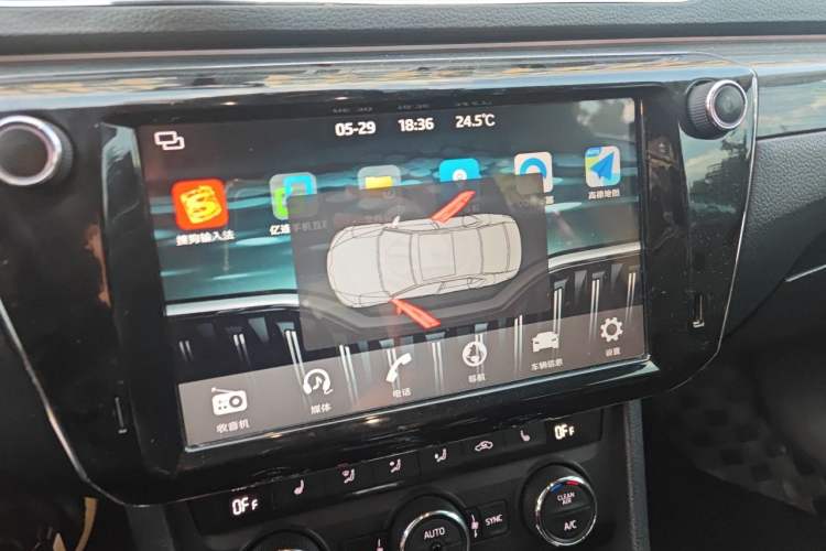 Used Skoda Superb 2018 TSI330 DSG Luxury Edition China V Standard Audio And AC Panel