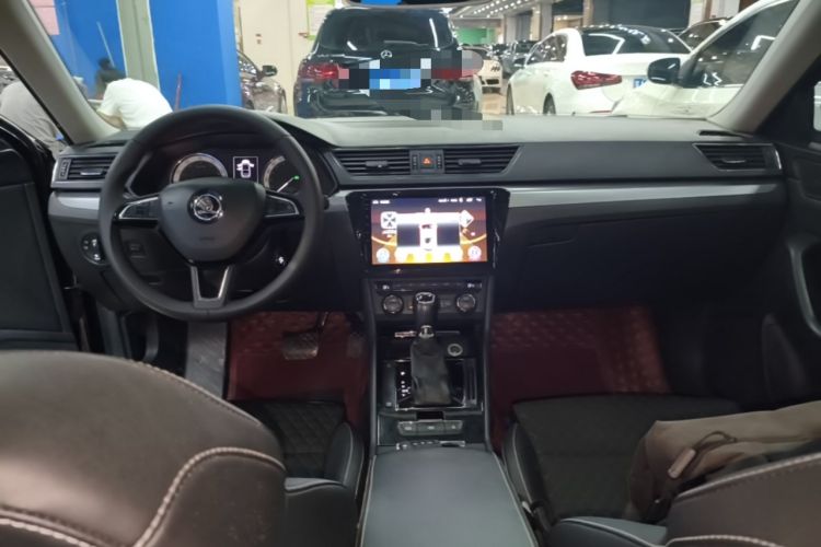 Used Skoda Superb 2018 TSI330 DSG Comfort Edition China V Standard Center Console