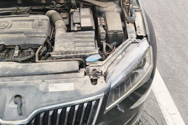 Used Skoda Superb 2018 TSI330 DSG Comfort Edition China V Standard Engine Bay Left